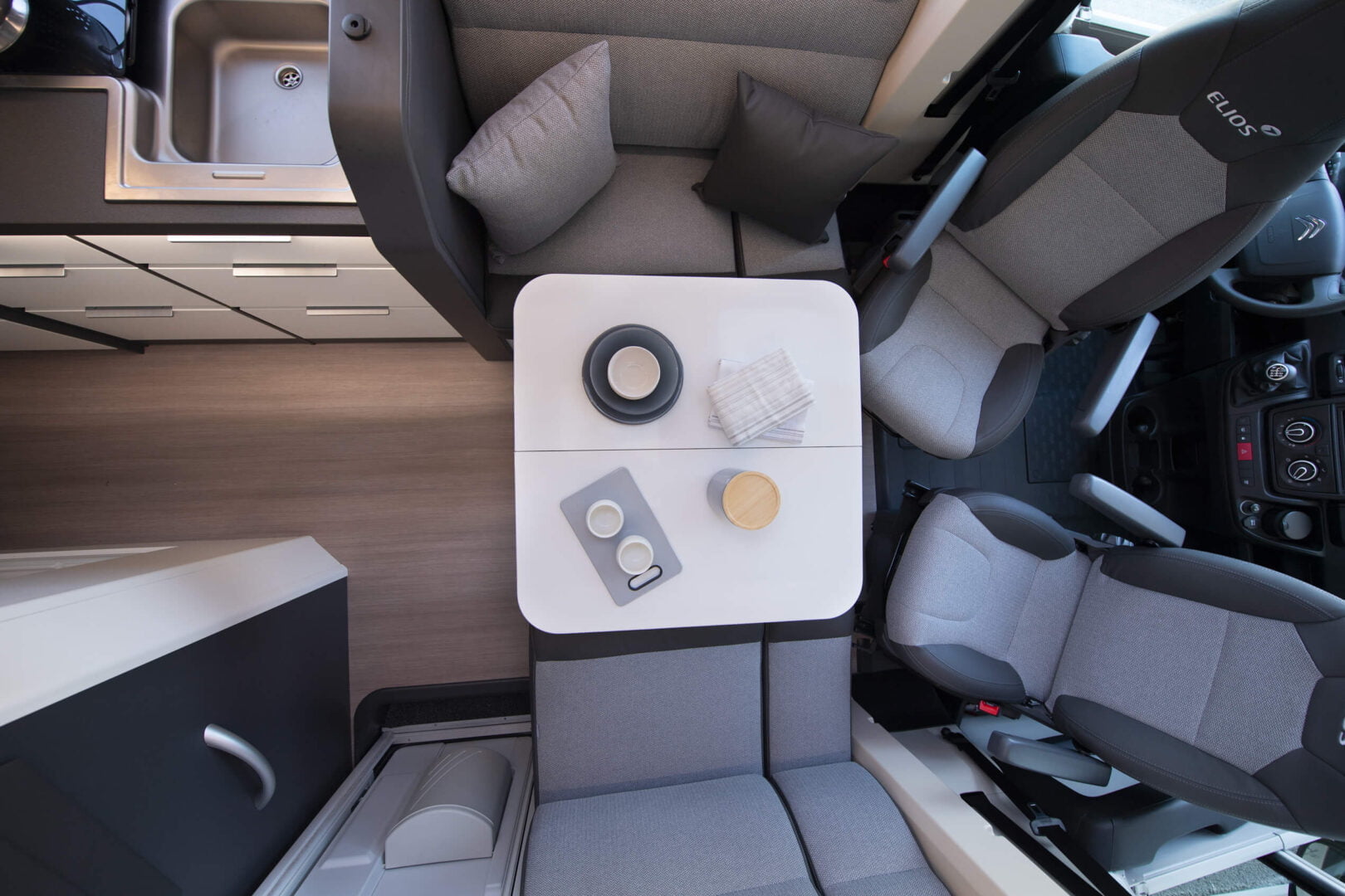 http://elios%20france%20carvan%20dl%208